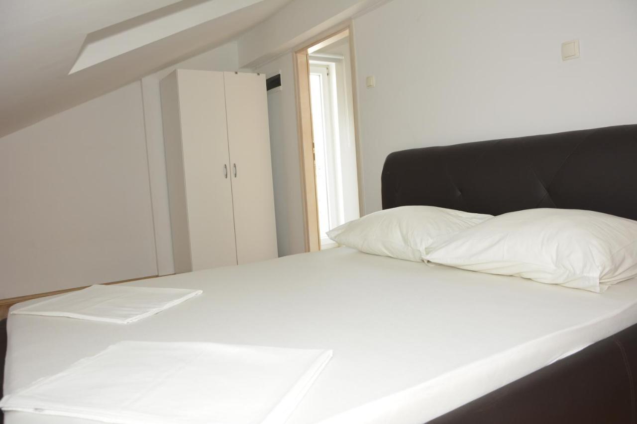 2 Apartment Senj (Lika-Senj)